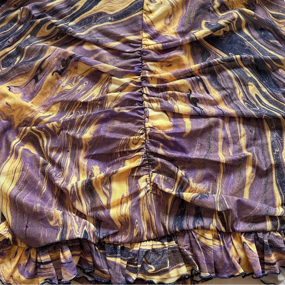 no vacancy ⋆ marble ruched skirt - Picture 5 of 8